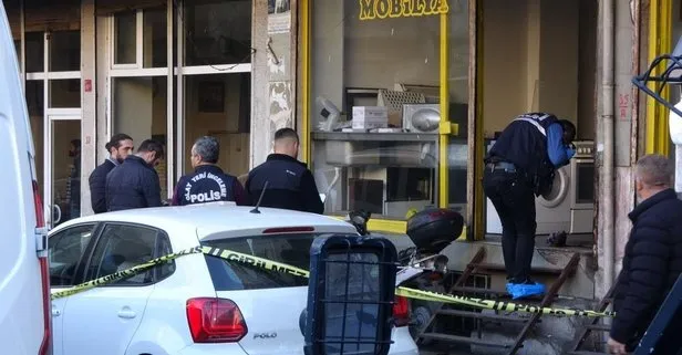 Husumetlisinin dükkanını bastı: 10 yaşındaki çocuğu başından vurdu