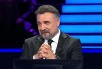 Gülnihal adlı tiyatro eserinin yazarı kimdir?