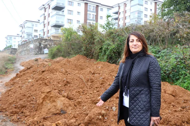 Trabzon'da inanılmaz olay! Tapusu bende' dedi, yolu kapattı-5