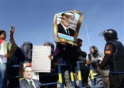 Mübarek’in yargılanmasına devam edildi