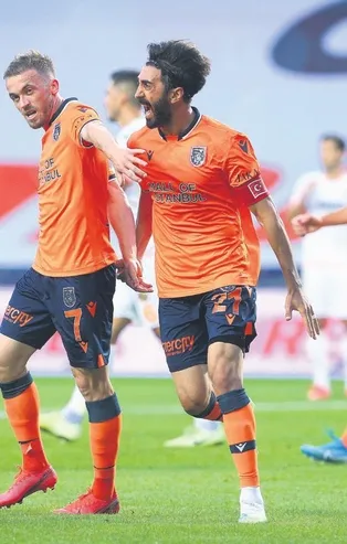 Başakşehir yakın takipte