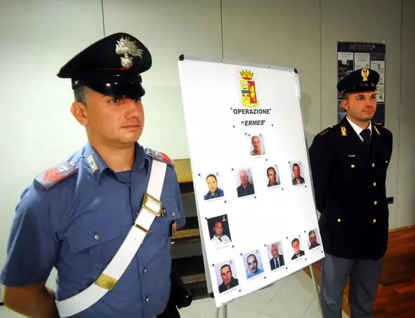 italyada-yaklasik-30-yildir-aranan-mafya-elebasi-matteo-messina-denaro-yakalandi-1673866243488.jpg İtalya'da yaklaşık 30 yıldır aranan mafya elebaşı Matteo Messina Denaro yakalandı-2