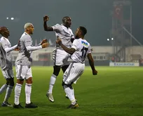 Beşiktaş’ın yıldızına teklif yağıyor! Takımdan ayrılacak mı?