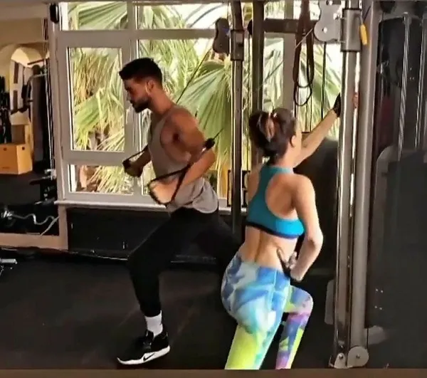 250 bin TL'lik Rolex sır oldu: Merve Şarapçıoğlu eski eşi Berk Oktay’a hesap sordu-4