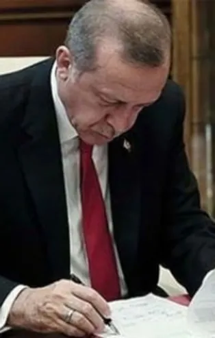Başkan Erdoğan 3 üniversiteye rektör atadı