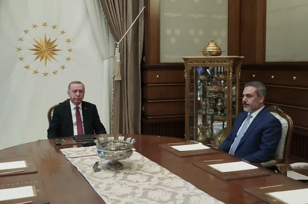 Başkan Erdoğan, Külliye'de Hakan Fidan'ı kabul etti