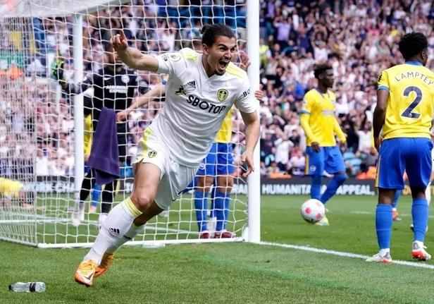 erden-timur-yeni-transferin-ipuclarini-verdi-stopere-surpriz-hollandali-1692355133656.jpeg Galatasaray'da savunmaya sürpriz Hollandalı! Erden Timur yeni transferin ipuçlarını verdi!-6