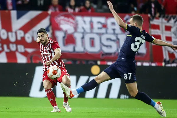 1638347892663.jpg SON DAKİKA! Fenerbahçe'de sol bek arayışı başladı-5