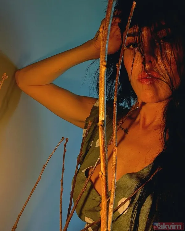 Tanımak artık imkansız! Arka Sıradakiler’in Özge’si Sevda Dalgıç esmer güzeli oldu! Son haline bakın! Görenin ağzı açık kaldı... - 20