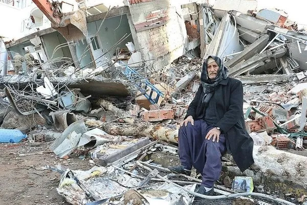 asrin-seferberligi-dunya-depremzedeler-icin-toplanacak-1677565462804.jpeg Asrın seferberliği: Dünya Türkiye'deki yaraları sarmak için toplanacak-4