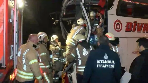 kuzey-marmara-otoyolunda-korkunc-kaza-yolcu-otobusu-tira-carpti-yaralilar-var-1706852274579.jpeg Kuzey Marmara Otoyolu'nda korkunç kaza! Yolcu otobüsü tıra çarptı: Yaralılar var-5
