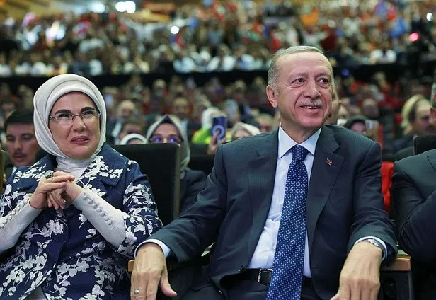baskan-erdogandan-ak-parti-22-kurulus-yildonumu-programinda-onemli-aciklamalar-yerel-secimleri-isaret-etti-ger-1692898050508.jpeg Başkan Erdoğan'dan AK Parti 22. Kuruluş Yıldönümü Programı'nda önemli açıklamalar! Yerel seçimleri işaret etti: Gerçek belediyecilik kazanacak-8