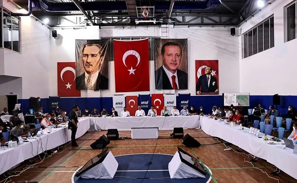 Son dakika: Orman yangınlarında son durum ne? 3 bakandan ortak açıklama-2