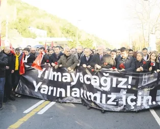 Reina için yürüdüler