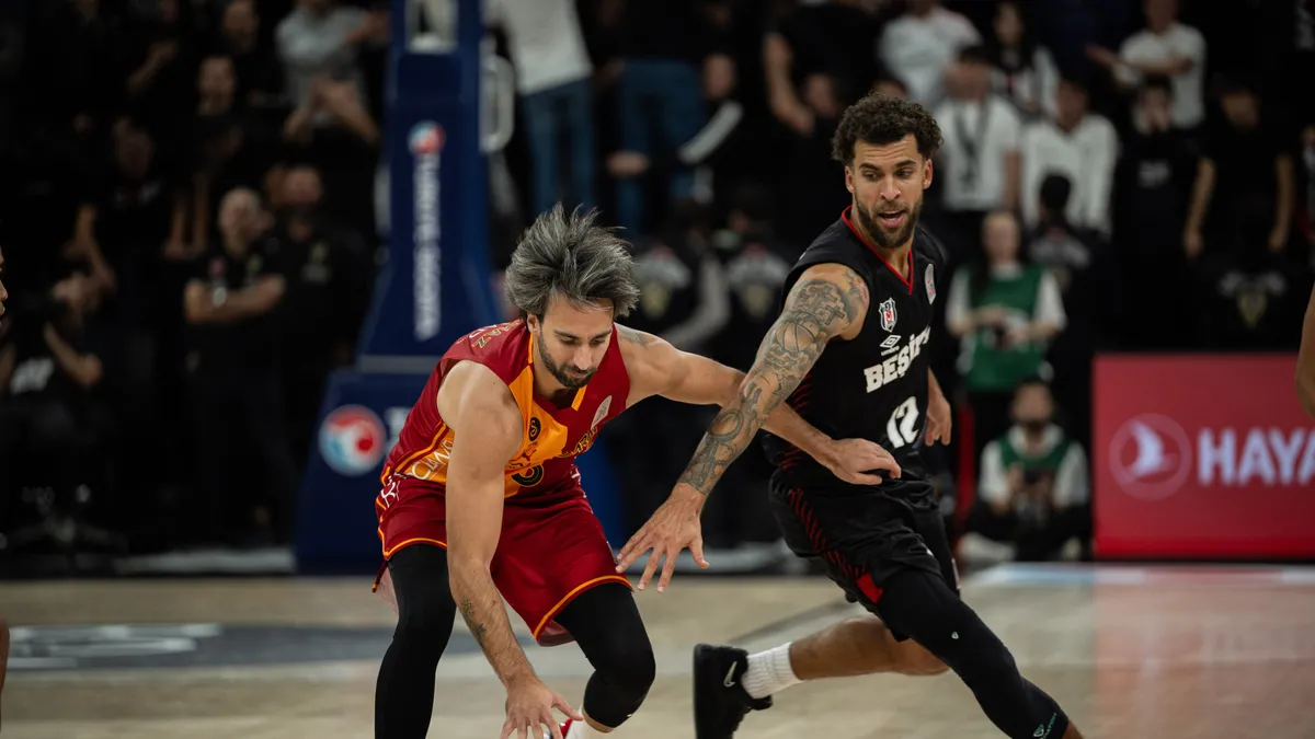 Beşiktaş derbide Galatasaray'ı 3 sayı farkla mağlup etti