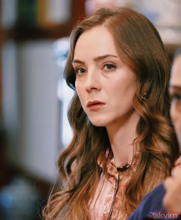 Hande Nur Tekin: Oyunculuk kariyerim tiyatro kursuna tost götürerek başladı - 5