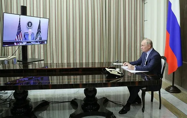 abd-baskani-biden-ve-rusya-devlet-baskani-vladimir-putin-arasinda-ukrayna-gorusmesi-1638894496466.jpeg ABD Başkanı Biden ve Rusya Devlet Başkanı Vladimir Putin arasında 'Ukrayna' görüşmesi!-3