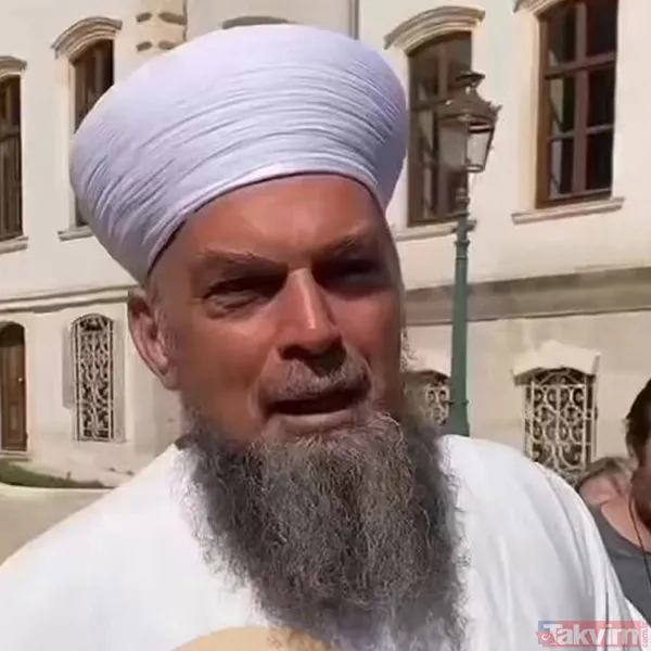 Ahu Tuğba’nın kızı Anjelik Calvin'den duygusal sözler: Allah'tan geldik Allah'a gideceğiz | Annem bana ilk Ayet-el Kürsi'yi öğretti - 21