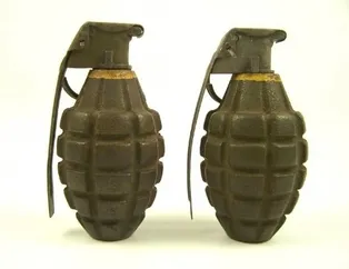 Rüyada el bombası görmek ne anlama gelir?