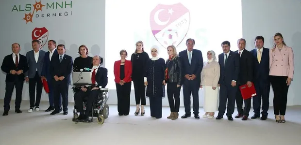 Emine Erdoğan'dan anlamlı ziyaret-1