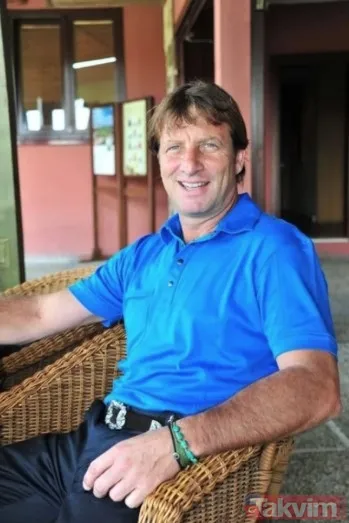 Kaya Çilingiroğlu yeni sevgilisiyle boy gösterdi! Hülya Avşar'la 8 senelik birlikteliğinin ardından yeniden evlilik düşünüyor mu? - 5