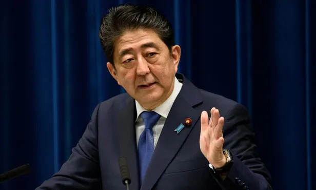 japonya-eski-basbakani-sinzo-abe-kimdir-kac-yasinda-sinzo-abe-oldu-mu-kim-oldurdu-1657257848716.jpg Japonya eski başbakanı Şinzo Abe kimdir, kaç yaşında? Şinzo Abe öldü mü ,kim öldürdü, sağlık durumu nasıl?-4