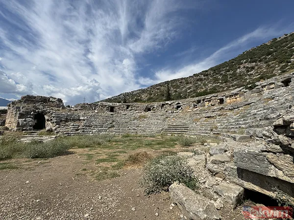 Antik Limyra Kenti: Bizans dönemlerine ait birçok iz barındırıyor, ziyaretçilerine büyüleyici bir atmosfer sunuyor - 6
