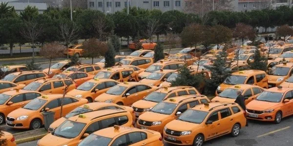 taksiciler-esnaf-odasindan-ibbye-suc-duyurusu-1658419290215.jpg Taksiciler Esnaf Odası'ndan İBB’ye suç duyurusu-3