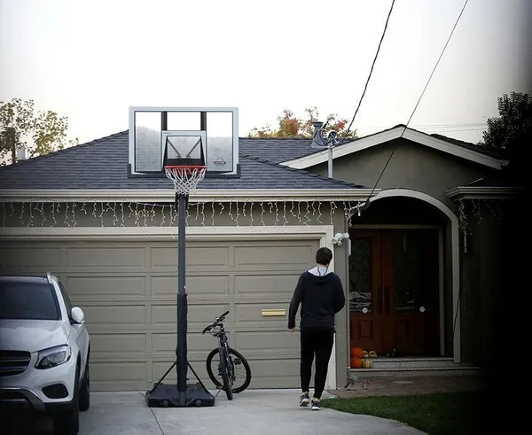 ABD'deki firari FETÖ'cülerin lüks yaşamı dikkat çekiyor-1