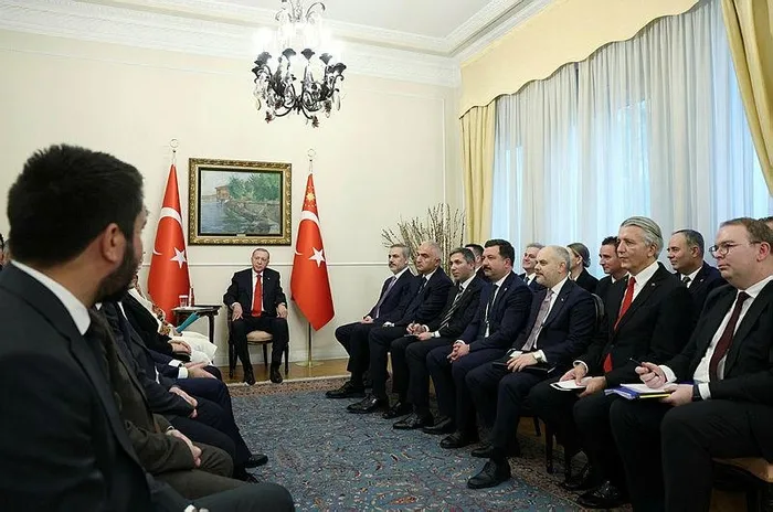 SON DAKİKA | Başkan Erdoğan basketbol maçına çağırdı! Yunanistan Başbakanı Miçotakis İstanbul'a geliyor-7