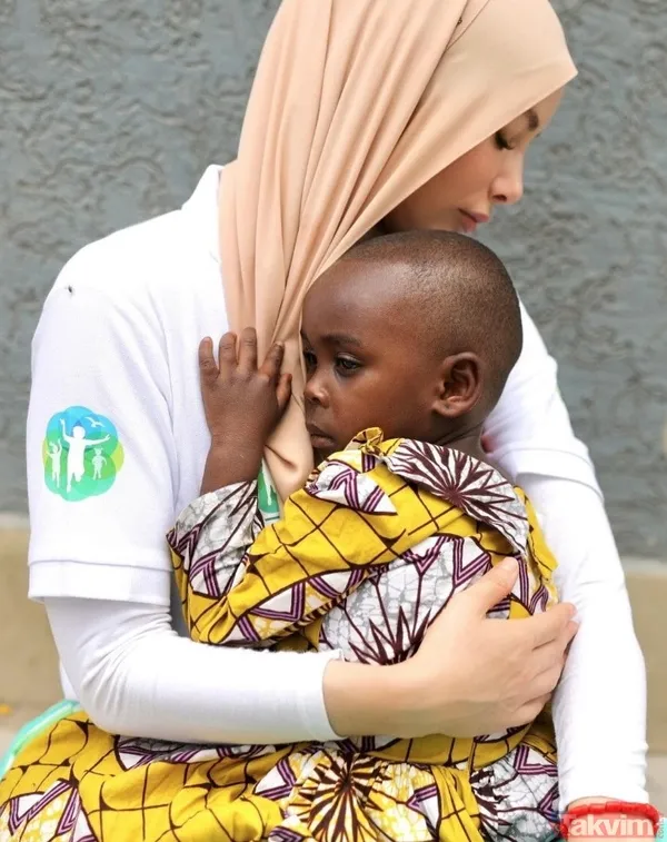 Gamze Özçelik eşi Reshad Strik ile kol kola fotoğrafını paylaştı! Eşinin doğum gününe özel romantik not: "Kalbim.." - 3