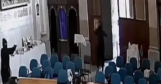 Sarıyer’deki Santa Maria İtalyan Kilisesi’ndeki silahlı saldırısına ait yeni görüntüler ortaya çıktı! İlk kez A Haber’de