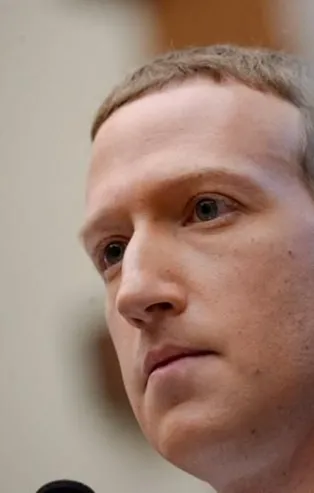 Bot hesaplarla servet kazanan Facebook'a reklam boykotu şoku! 400 firma reklamlarını kaldırdı