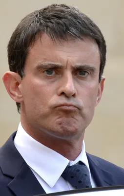 Fransa Başbakanı Valls istifa etti