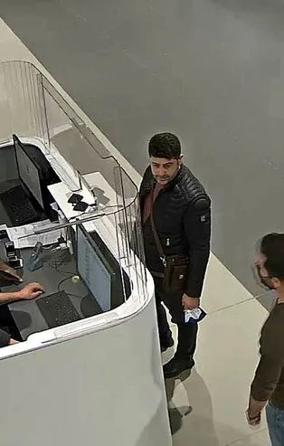 SON DAKİKA! İstanbul Havalimanı'nda hareketli anlar! PKK'lı terörist bakın nasıl yakalandı