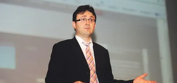 Ahmet Yıldız, ABD Başkanı Obama tarafından Genç Bilim İnsanları ve Mühendisler Başkanlık Kariyer Ödülü'yle onurlandırıldı