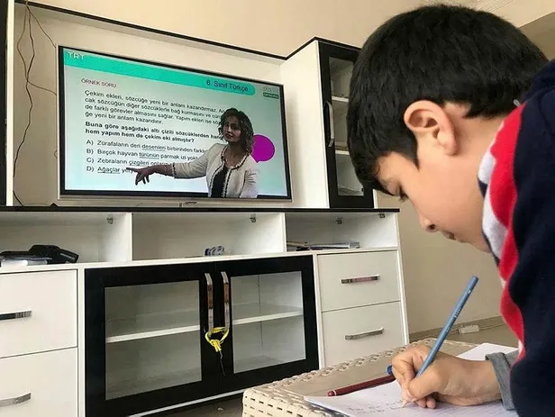 Eğitim öğretim yılı bugün sona erecek! Karnelere e-Okul üzerinden ulaşabilecek-1