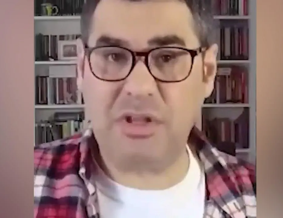 Yandaşı da fondaşı da ayrı alem! Birbirlerine girdiler