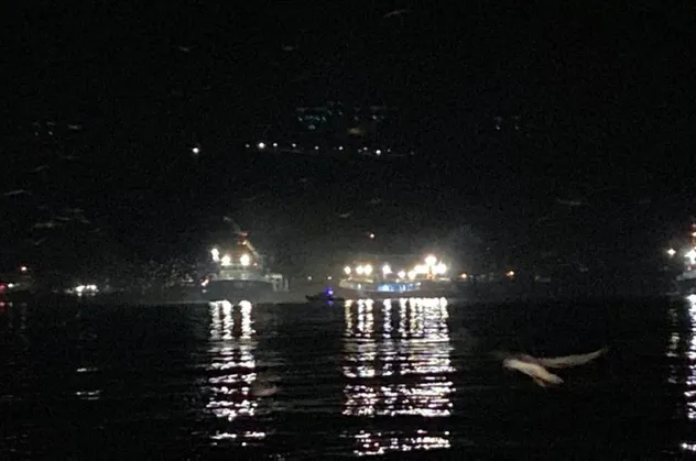 Sarıyer'de balıkçı gemisinde yangın! Ekipler alarma geçti