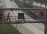 İstanbul Sultangazi'de yürekleri ağza getiren görüntüler! Çocukların ölüm oyunu! | Video