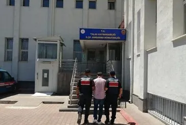 Eski emniyet müdürü enselendi!