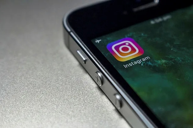 Instagram'da çizgilenme sorunu kullanıcıları çıldırttı (Instagram çizgilenme sorunu nasıl çözülür?)