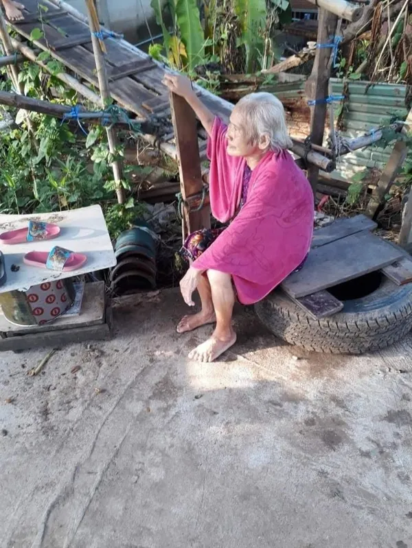 yasli-kadin-ailesine-yuk-olmamak-icin-intihar-girisiminde-bulundu-1662626576451.jpg Yaşlı kadın ailesine yük olmamak için intihar girişiminde bulundu-2