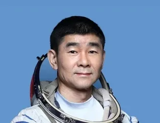 NASA’dan sonra CMSA astronotu da gözünü Van Gölü’ne çevirdi!