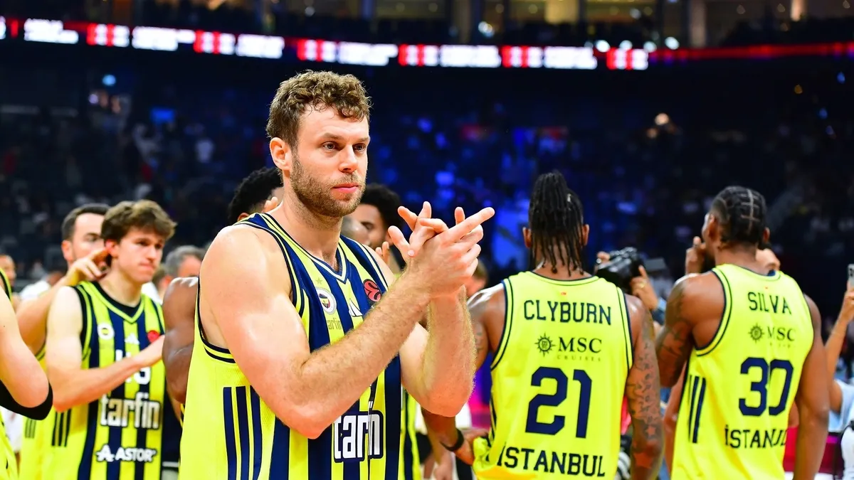Fenerbahçe Tarfin üçüncülük maçında galip!