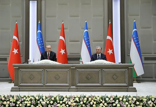 baskan-erdogan-ile-ozbekistan-cumhurbaskani-mirziyoyev-dostluk-agaci-dikti-1648589224511.jpeg Başkan Erdoğan ile Özbekistan Cumhurbaşkanı Mirziyoyev dostluk ağacı dikti-3