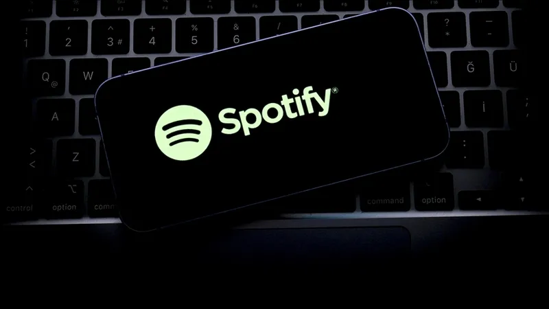 spotifyda-20-yil-surprizi-ilk-dinlediginiz-sarkiyi-hatirliyor-musunuz-1778604761094.jpg Spotify’da 20. yıl sürprizi: İlk dinlediğiniz şarkıyı hatırlıyor musunuz?-4