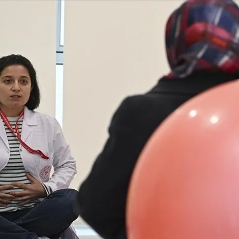 Kadınlar ona dikkat