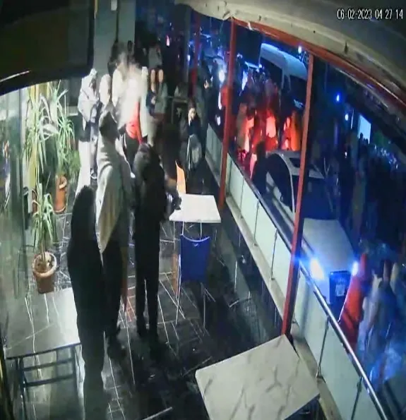 Hatay'da deprem anına ilişkin yeni görüntüler ortaya çıktı-3