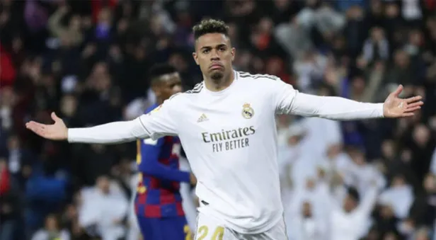 La Liga şampiyonu Real Madrid'de koronavirüs depremi! Mariano Diaz'ın testi pozitif-4